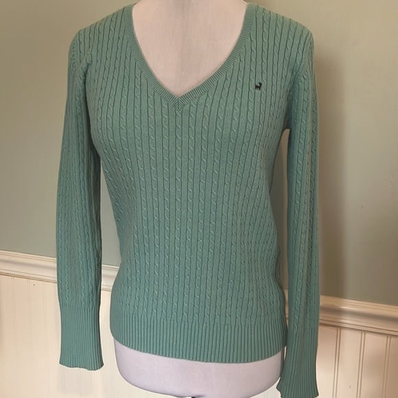 Old Navy | V-Neck | Perfect Fit | Sweater - Picture 2 of 8